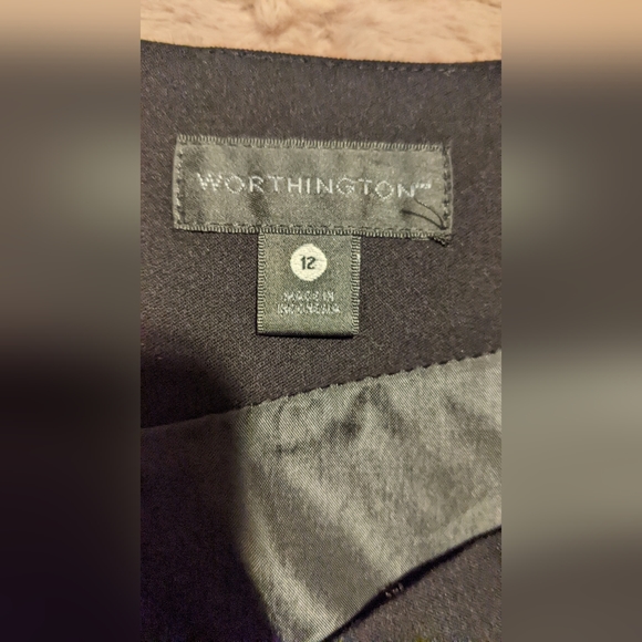 Worthington Women's Black Skirt-12 - Picture 9 of 9